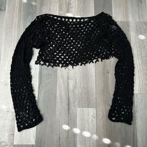 Fishnet crochet cropped shirt